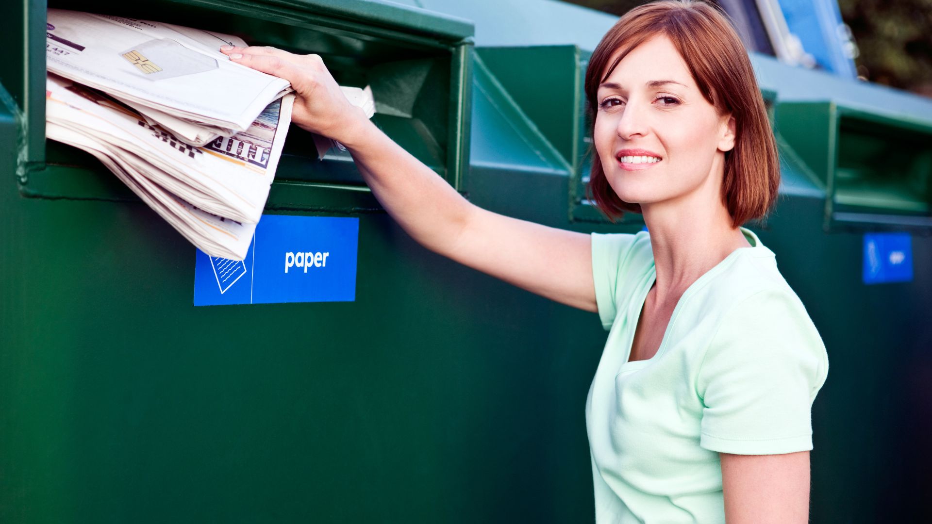 Why You Should Hire a Skip Bin Before the Christmas Rush